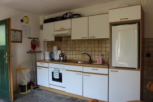 Das Ferienhaus-Uckermark Küche mit Küchenzeile für Selbstversorger Urlaub im Boitzenburger Land schon ab 29,- Euro pro Tag